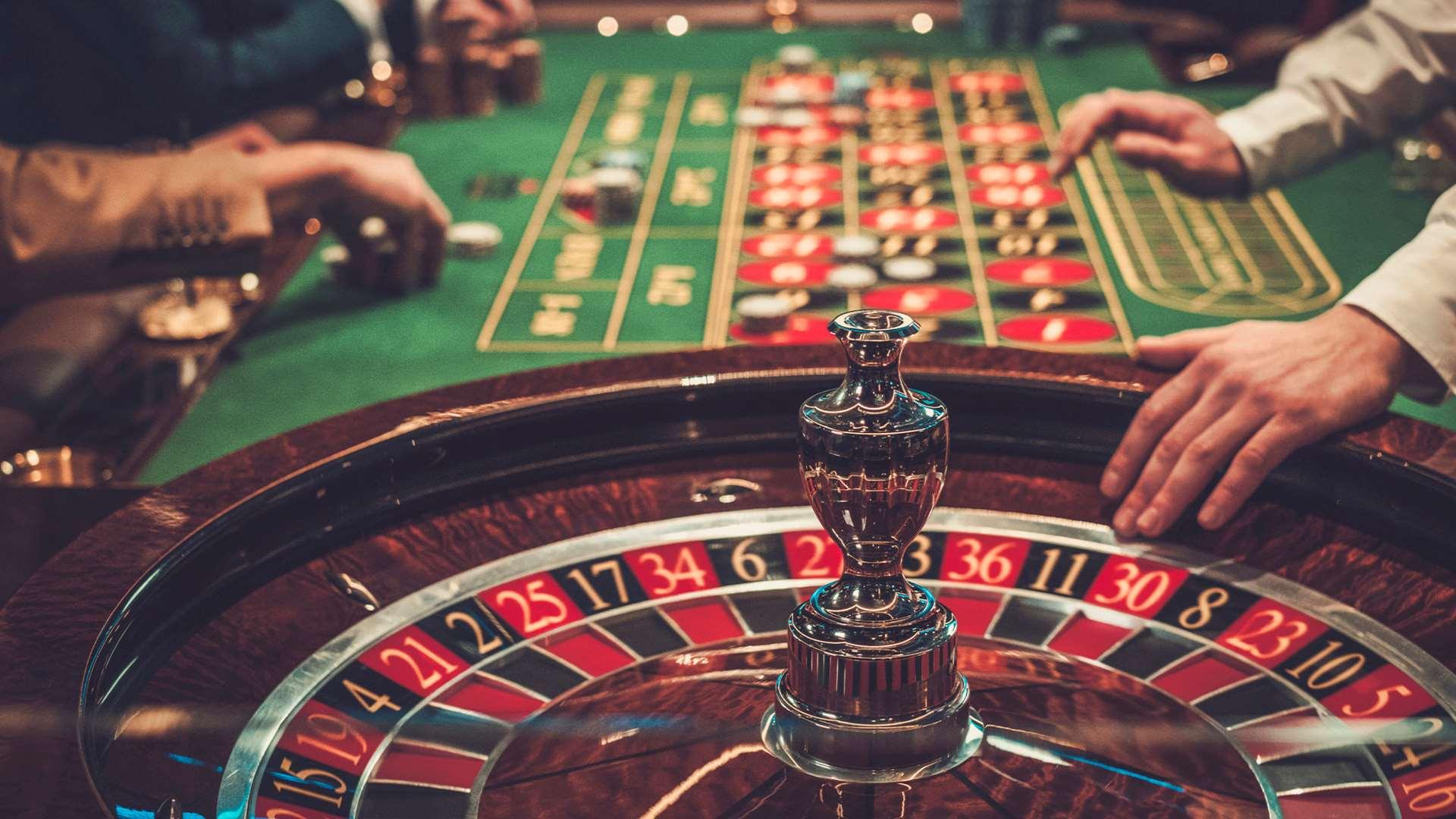 Exploring the Allure⁢ of Casino Triple 7s by Betsoft